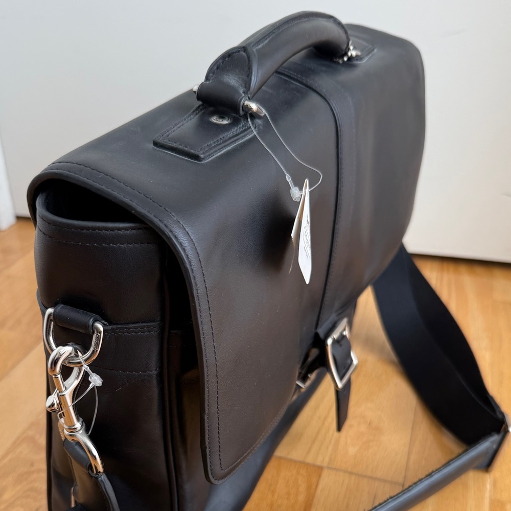 NWT • Coach Restored Transatlantic Flap Business Brief - Picture 5 of 7